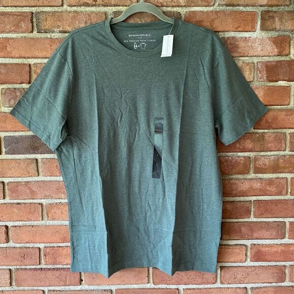 Banana Republic Other - Banana Republic Eco Premium Wash Tee Green Large